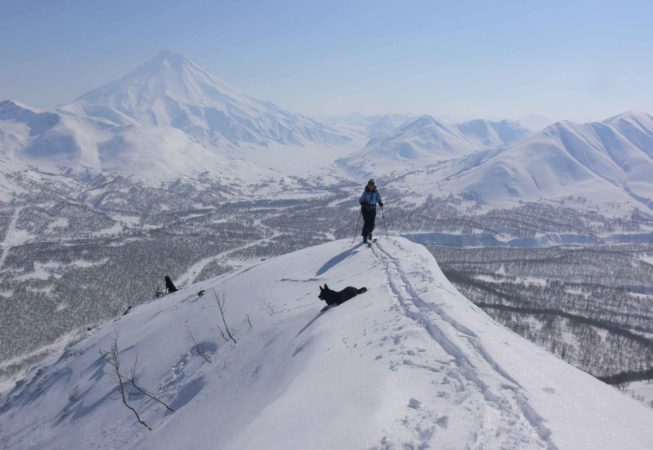 Voyage en ski de randonnée dans la péninsule du Kamtchatka en Russie