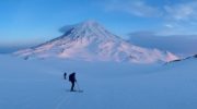 ski de randonnée sur les volcans actifs du kamtchatka l'avatcha